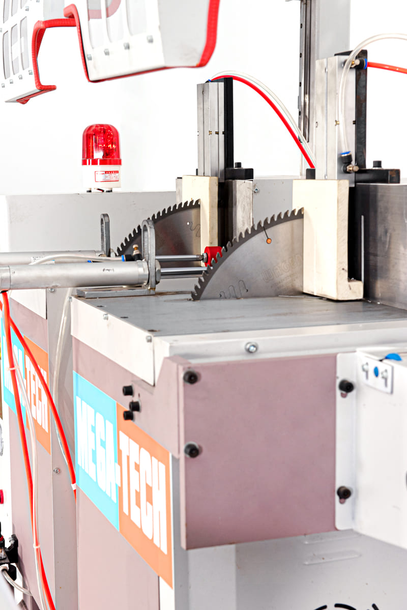 May-cat-nhom-2-dau-M450-180121-6 Máy cắt nhôm 2 đầu M450 5